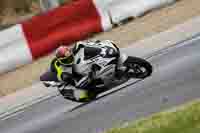 cadwell-no-limits-trackday;cadwell-park;cadwell-park-photographs;cadwell-trackday-photographs;enduro-digital-images;event-digital-images;eventdigitalimages;navarra;no-limits-trackdays;peter-wileman-photography;racing-digital-images;trackday-digital-images;trackday-photos